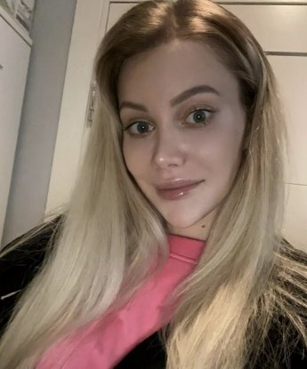 Софочка, 23
